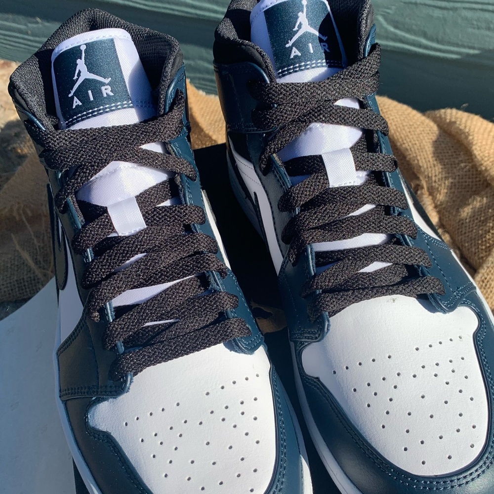 Air Jordan 1 Mid Armory Navy/Black/White Mens 8.5